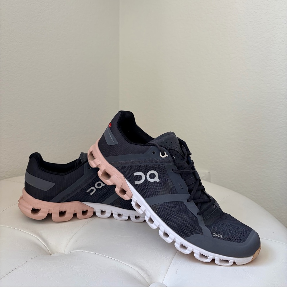 On Running Women's Black and Pink Sneakers